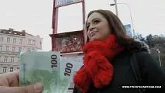يحصل على 200 يورو مقابل 10 دقائق من ممارسة الجنس