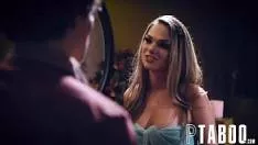 يجب على الرجل أن يلعق كس الفتيات جيدًا عندما يريد مضاجعتهن