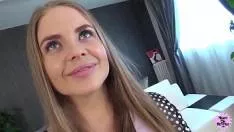 المرأة الروسية الجميلة مارس الجنس بوحشية
